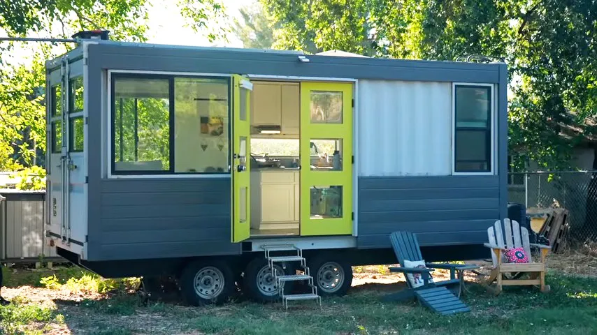 Tiny Container Home on Wheels An Innovative Approach to Tiny Living